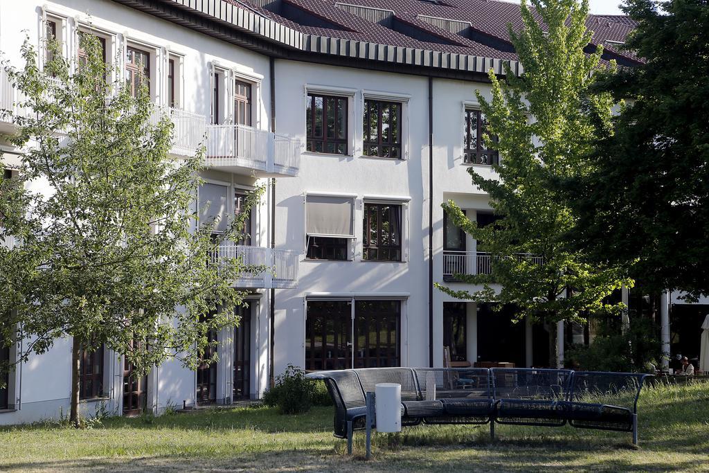 Tagungs- Und Bildungszentrum Steinbach/Taunus Steinbach im Taunus Zewnętrze zdjęcie